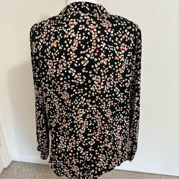 Pleione Nordstrom High/Low Vneck Blouse Poppy Design Sz M - Picture 6 of 7